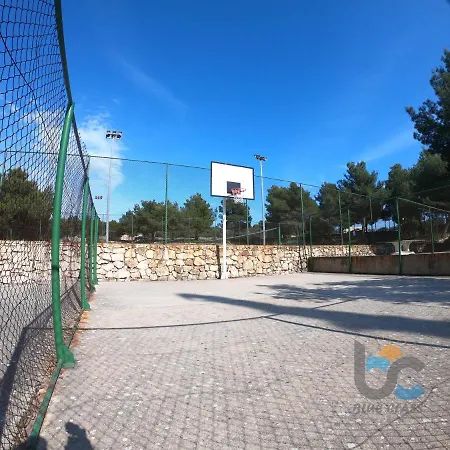 Mobile Blue Class B4 Kamp alanı 4*